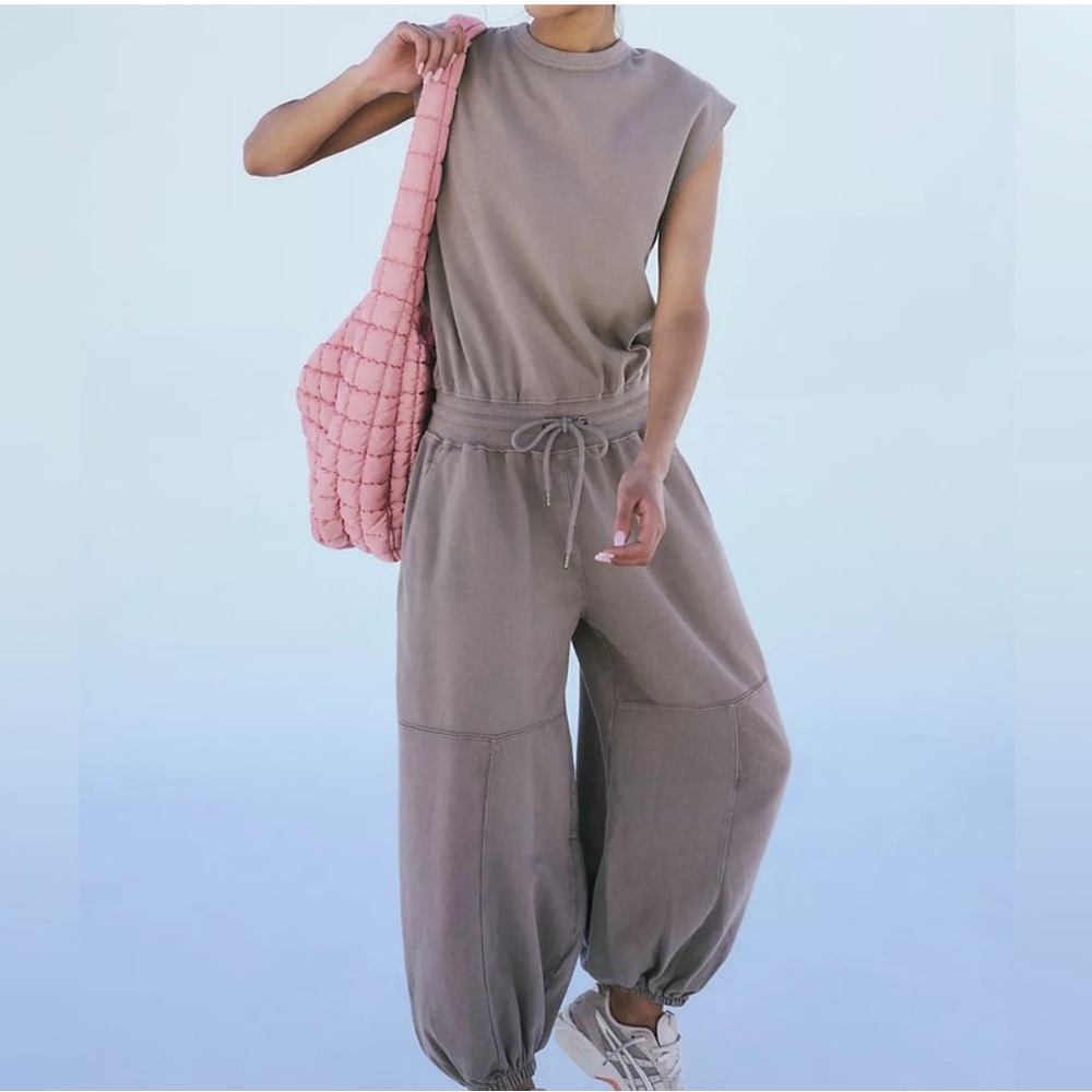 Free People throw and go onsie Small